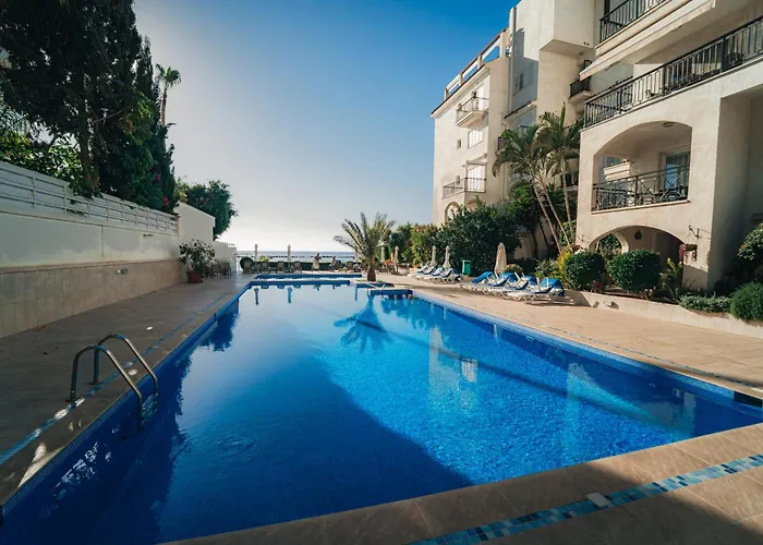 Front View Sea Pool & Prime Location Limassol