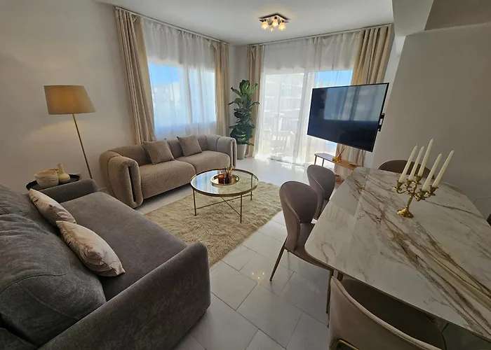 Front View Sea Pool & Prime Location Limassol