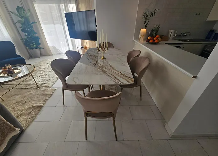 Appartement Front View Sea Pool & Prime Location Limassol