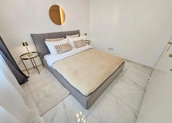 Appartement Front View Sea Pool & Prime Location Limassol