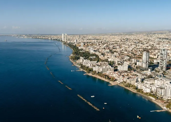 Front View Sea Pool & Prime Location * Limassol