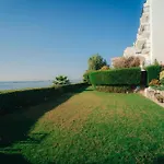 Front View Sea Pool & Prime Location