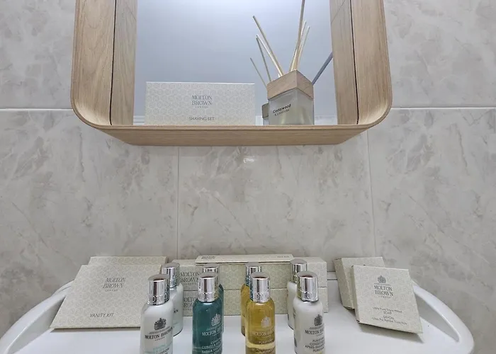 Appartement Front View Sea Pool & Prime Location *