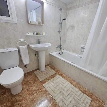 Front View Sea Pool & Prime Location * Lemesos